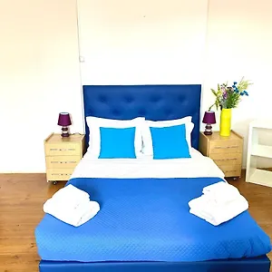 Classic Chiado 1 - With Shared Bathroom Lisbona